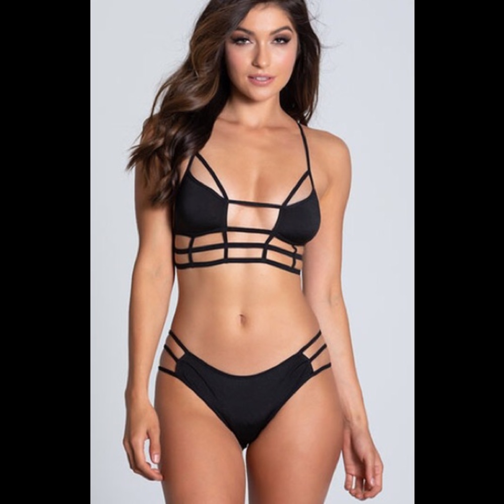 NWT Cage Me In Black Bra and Panty Set- Sexy S/M